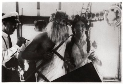 Ceremonie ter viering van de oversteek van de evenaar aan boord van het luchtschip Graf Zeppelin, 1930-1933 door Unbekannt