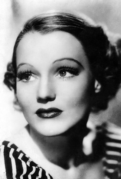 Constance Cummings 1910-2005, Amerikaans-geboren Britse actrice, c1930s-c1940s door Unbekannt