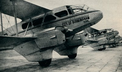 De Havilland DH89 vliegtuig gebruikt op enkele van de Railway Air Service routes, circa 1934-1937 door Unbekannt