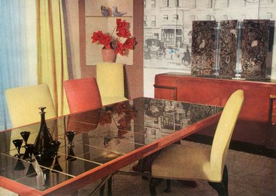 Eetkamer in sang-de-boeuf lak, door Hayes Marshall voor Fortnum & Mason Ltd., Londen door Unbekannt