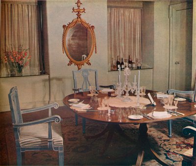 Eetkamer van het appartement ontworpen door Herman Schryver in Grosvenor Square, Londen, 1936 door Unbekannt