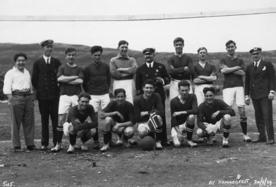 Voetbalteam, Hammerfest, Noord-Noorwegen, 20 juli 1929 door Unbekannt
