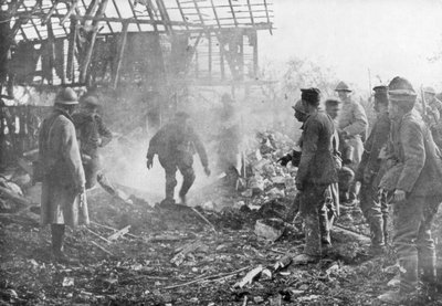 Franse troepen gebruiken vlammenwerpers om Duitsers uit hun schuilplaatsen te verdrijven, Cantigny, Frankrijk, 1918 door Unbekannt