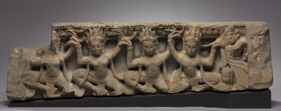 Fries met Apsaras, late 1100s door Unbekannt