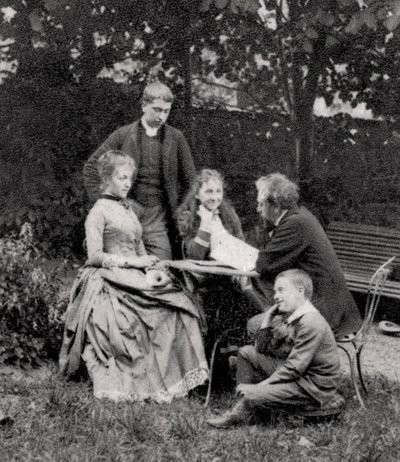 Gustave Eiffel, Franse ingenieur, met zijn familie, 1882 door Unbekannt
