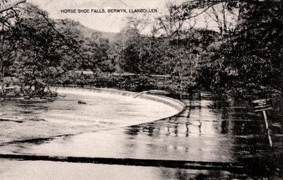 Horseshoe Falls aan de rivier de Dee, nabij Llangollen, Wales, begin 20e eeuw door Unbekannt