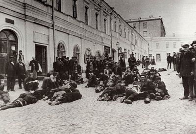 Moskou daklozenopvang bewoners, Rusland, c1904 door Unbekannt