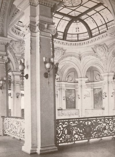 Nationale Bibliotheek: een hoek van de galerij met uitzicht op de openbare leeszaal, 1914 door Unbekannt