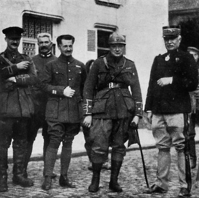 Aan het front en na ervaring commandeerde hij de 6e Royal Scots Fusiliers, ca. 1916, 1945 door Unbekannt