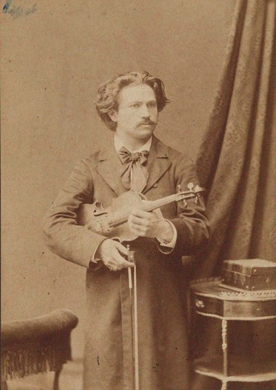 Portret van de violist en componist Frantisek Ondricek 1857-1922, 1882-1883 door Unbekannt
