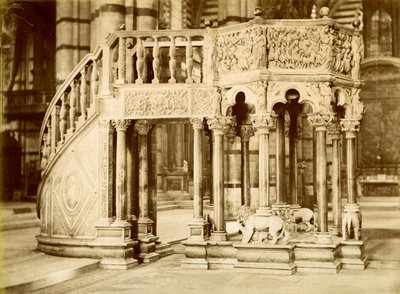 Preekstoel, kathedraal van Siena, Italië, late 19e of vroege 20e eeuw door Unbekannt