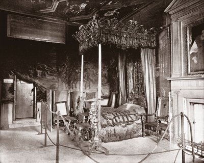 Slaapkamer van koningin Mary in Holyroodhouse, Edinburgh, Schotland, 1894 door Unbekannt