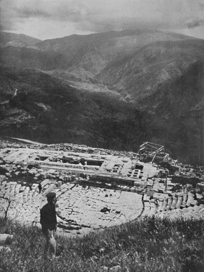 Ruïnes van de tempel van Apollo in Delphi, 1913 door Unbekannt