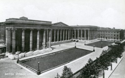 Het British Museum, Great Russell Street, Londen, 20e eeuw door Unbekannt
