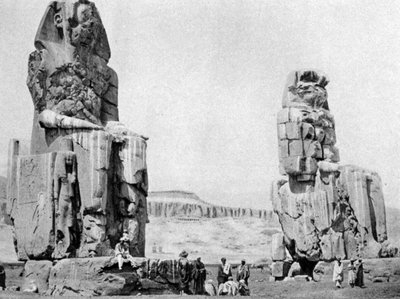 De Kolossen van Memnon, Luxor Thebe, Egypte, ca. 1922 door Unbekannt