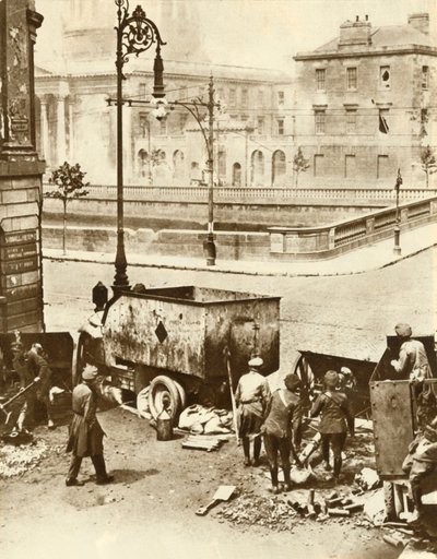 De Vier Rechtbanken, Dublin, Ierland, juli 1922, 1935 door Unbekannt