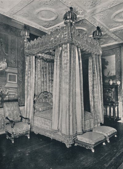 De slaapkamer van de koning in Knole. Bed gemaakt voor James I, 1928 door Unbekannt