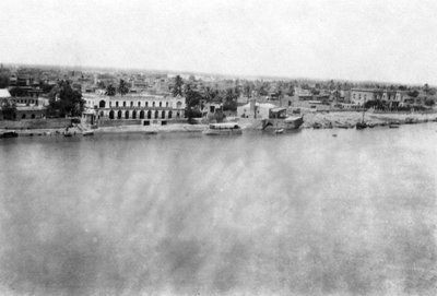 De rivier de Tigris vanaf het 31e Britse veldhospitaal, Bagdad, Mesopotamië, WOI, 1918 door Unbekannt