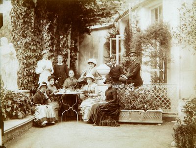 De familie van hertog Fyodor Uvarov op hun landgoed, Porechye, Rusland, 1880s door Unbekannt