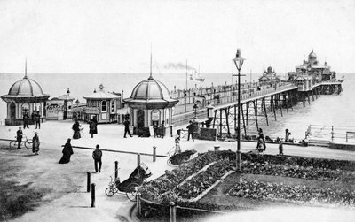De pier in Eastbourne, East Sussex, ca. 1900s-1920s door Unbekannt