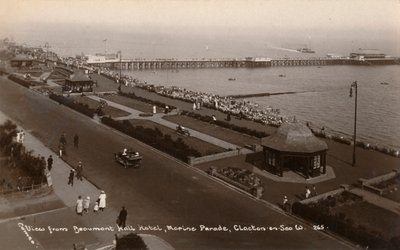 Uitzicht vanaf Beaumont Hall Hotel, Marine Parade, Clacton-on-Sea, ca. 1925 door Unbekannt