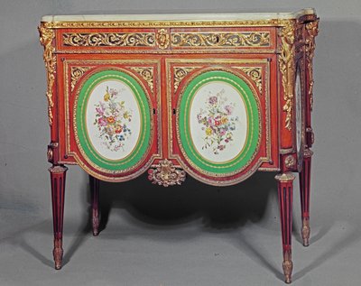 Louis XVI kast, gestempeld M.Carlin JME, versierd met verguld brons en Sevres platen, ca.1774 door Unbekannt Unbekannt