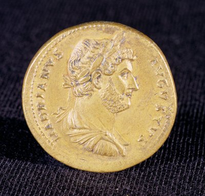 Sestertius van Hadrianus uit Newcastle Upon Tyne, 132 na Christus. Toont buste van Hadrianus als een zegevierende commandant door Unbekannt Unbekannt