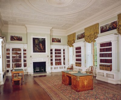 De bibliotheek met Adam-bureau, ca. 1775, in neoklassieke stijl door Unbekannt Unbekannt