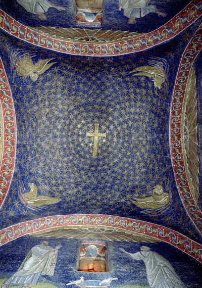 Centraal gewelf met een gouden kruis in een met sterren bezaaide hemel met de attributen van de apostelen, 5e eeuw (mozaïek) door Unbekannt