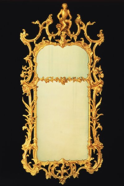 George III vergulde pier spiegel, met twee platen, uitgebreide bekroning, gecentreerd door de figuur van een aap op een rotsstandaard, c.1765 door Unbekannt