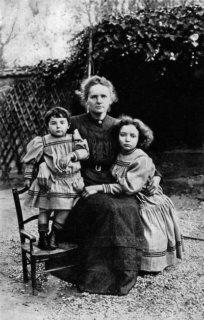 Marie Curie met haar dochters Irene en Eve door Unbekannter Künstler