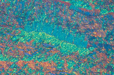 Micrografieën (Licht) Titanium legering geëtst, licht micrografie door Unbekannter Künstler
