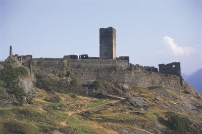 Oude ruïne van een gebouw, Castello St. Germain, Montjovet, Valle D