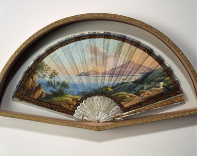 Papieren waaiermodel met een gouache schilderij dat de bestemmingen van de Grand Tour voorstelt, meestal een praktische reis door kunstenaars en intellectuelen van de 18e en 19e eeuw in de mediterrane landen tijdens hun jeugd voor hun opleiding en verrijki door Unbekannt