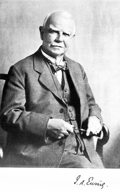 Sir James Alfred Ewing, ingenieur en natuurkundige, ca. 1920s door Unbekannt