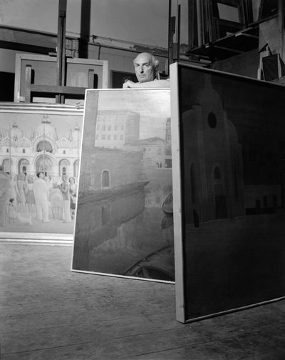 De Schilder Guido Cadorin in Venetië - 1952 door Unbekannt