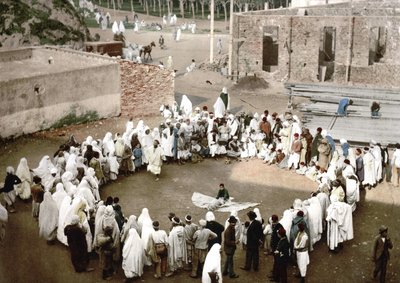 Arabische jongleurs in Algiers. Fotochroom ca. 1895. door Unknown artist