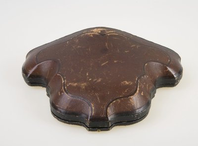 Doos voor trouwsieraden door Unknown artist