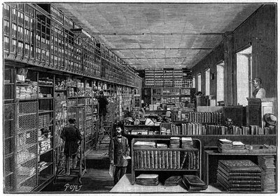 Nationale Bibliotheek in Parijs: Kantoor van de Catalogus. Boven zijn de dozen met de toneelstukken. Gravure in 