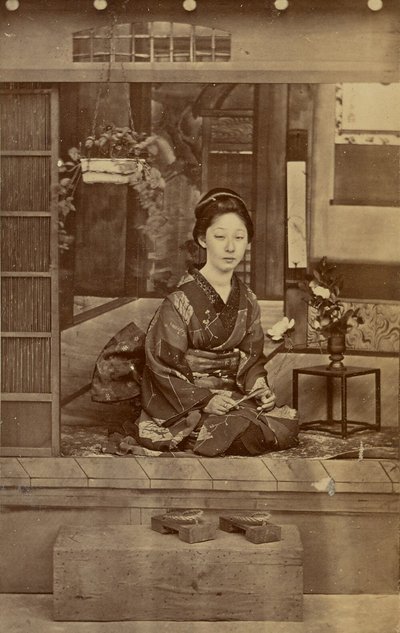 [Knielende Japanse vrouw] door Unknown artist