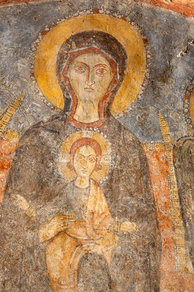 Madonna met kind tussen de aartsengelen, detail door Unknown artist