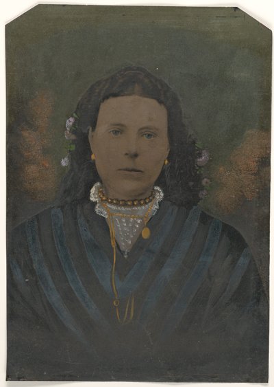 [Portret van jonge vrouw]. door Unknown artist