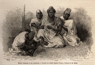 Tierno Ousman, van de Toucouleur-stam, hoofd van het dorp Guemmou Koura (Mali), met een islamitische rozenkrans met grote korrels, reciteert zijn gebeden, terwijl zijn masseurs zijn rug en benen masseren. Gravure ter illustratie van de reis naar West-Soeda door Unknown artist