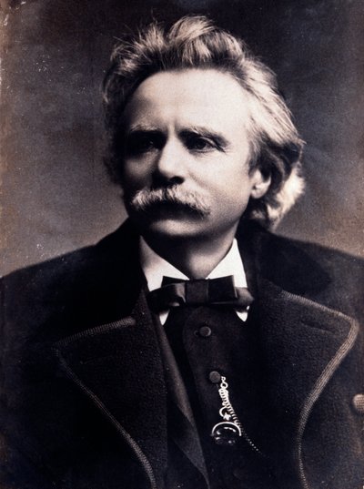 Portret van Edvard Grieg (1843-1907) Noorse componist door Unknown photographer