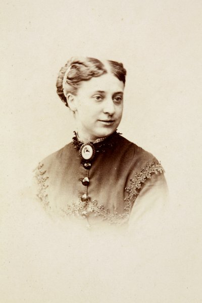 Portret van juffrouw Dunlop, ca. 1860s (zwart-wit foto) door Unknown photographer