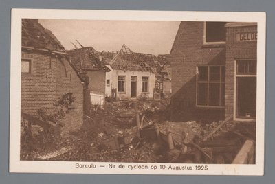 Borculo -- Na de cycloon op 10 augustus 1925 door Weenenk and Snel