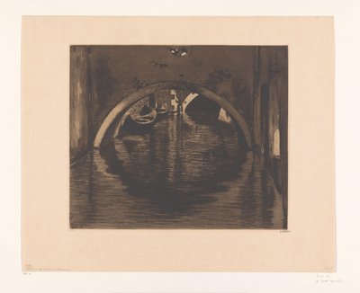 Gezicht onder een brug met twee roeiboten door Willem Witsen (signed by artist)