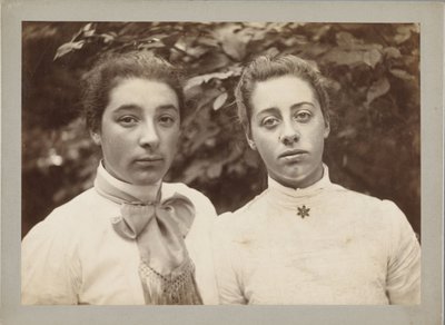 Liesbeth Quarles v. Ufford en Dora Reub-Arntzenius door Willem Witsen
