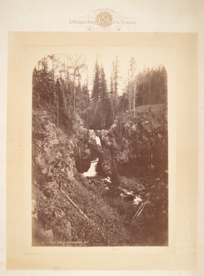 Gebogen Watervallen Voet van Mt. Blackmore M.T. door William Henry Jackson