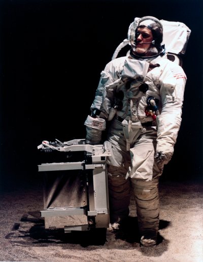 Bemand ruimtevlucht, VS, Apollo, Algemeen De Apollo Laser Ranging Retro-Reflector door Ferdinand Georg Waldmuller